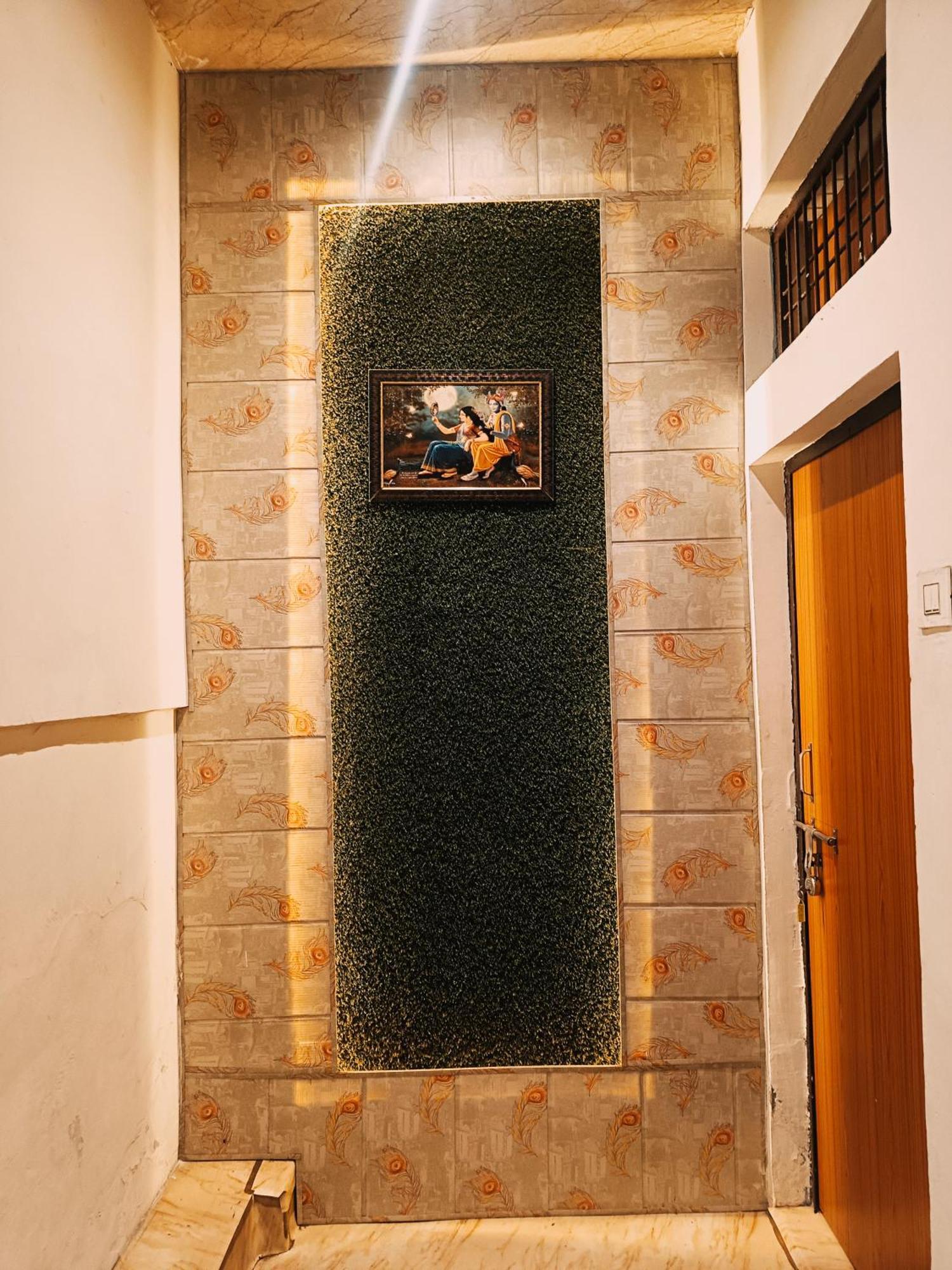 Jay Shree Radhey Home Stay 마투라 외부 사진